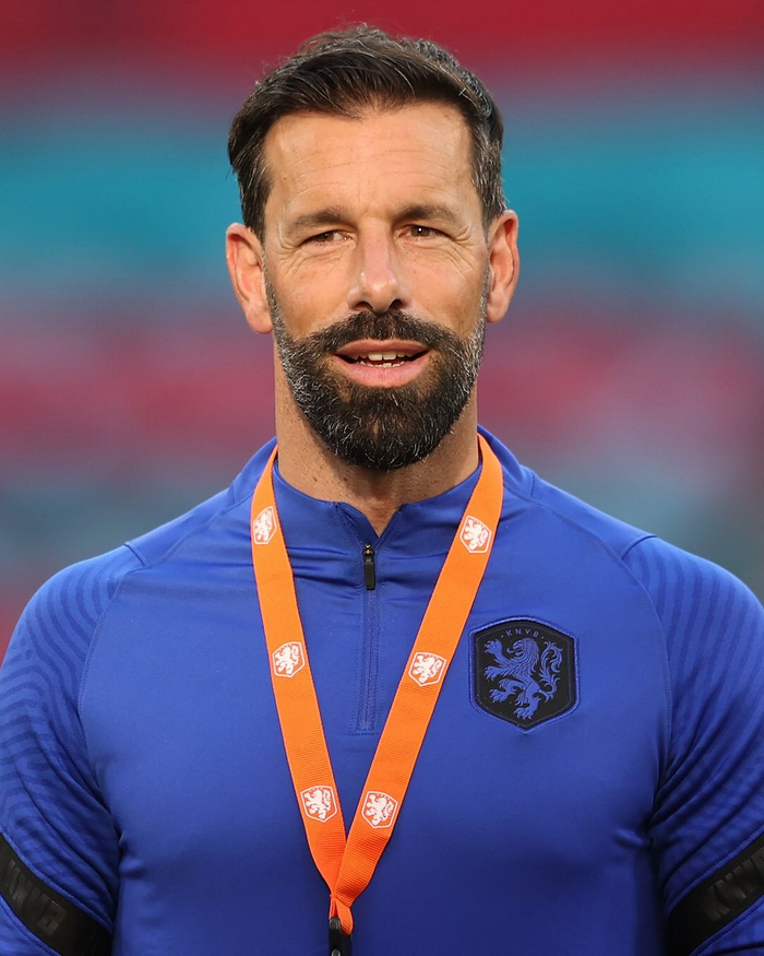 实时比分查询-荷兰足协官宣范尼斯特鲁伊2月1日加入国家队教练组|世界杯|罗纳德·科曼|荷兰国家队|科曼|罗纳德_新浪体育_新浪新闻